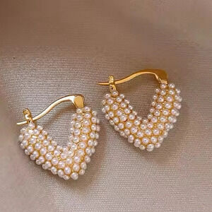 Penelope Heart Pearl Earrings